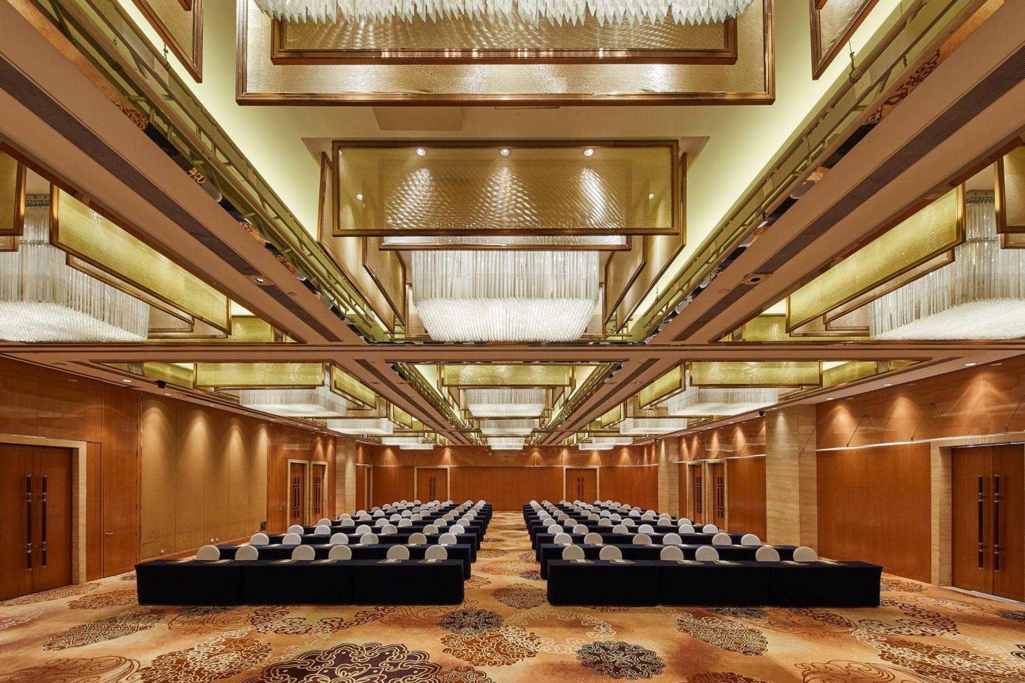 The Westin Nanjing Xuanwu Lake エクステリア 写真