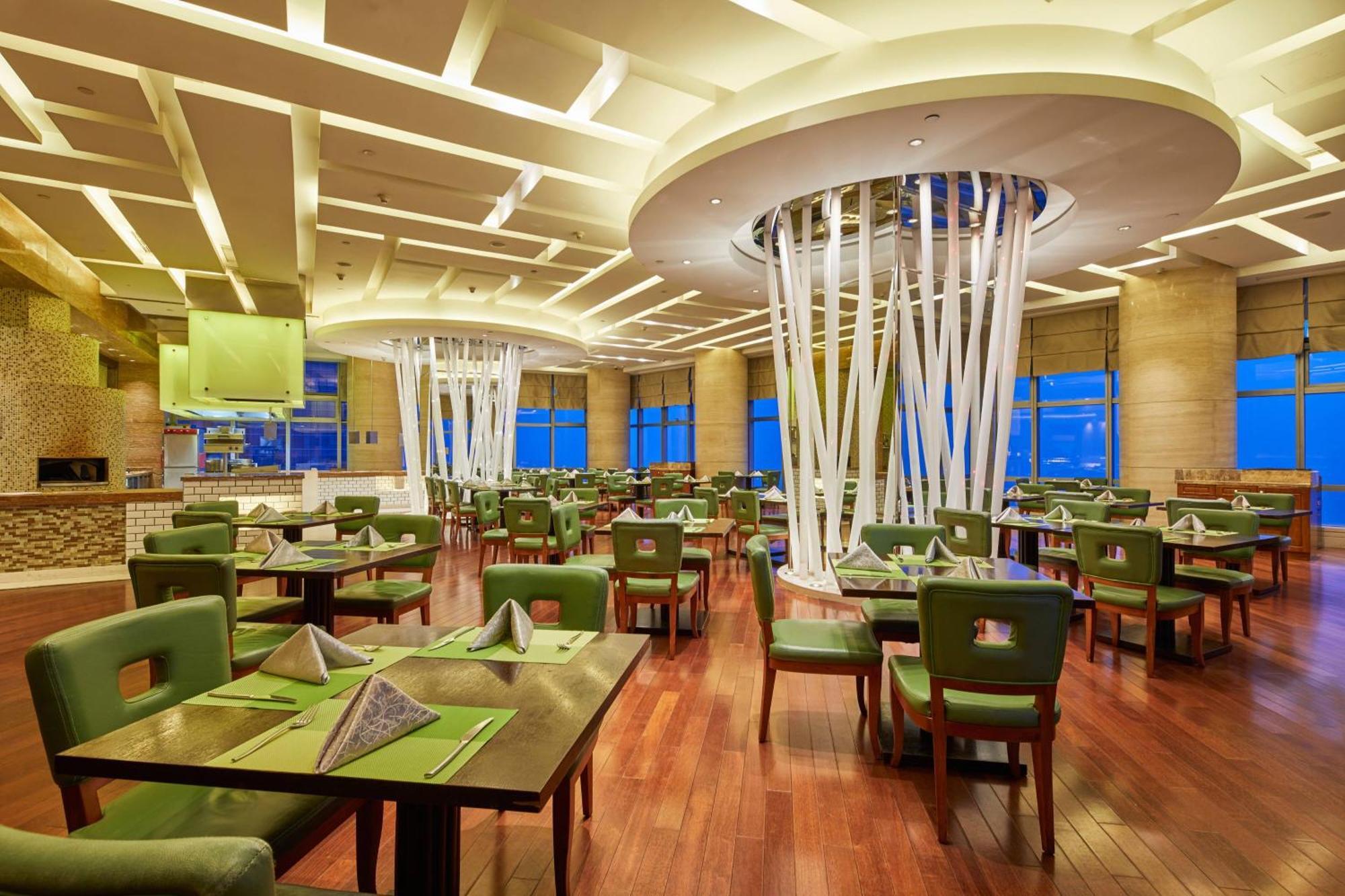 The Westin Nanjing Xuanwu Lake エクステリア 写真