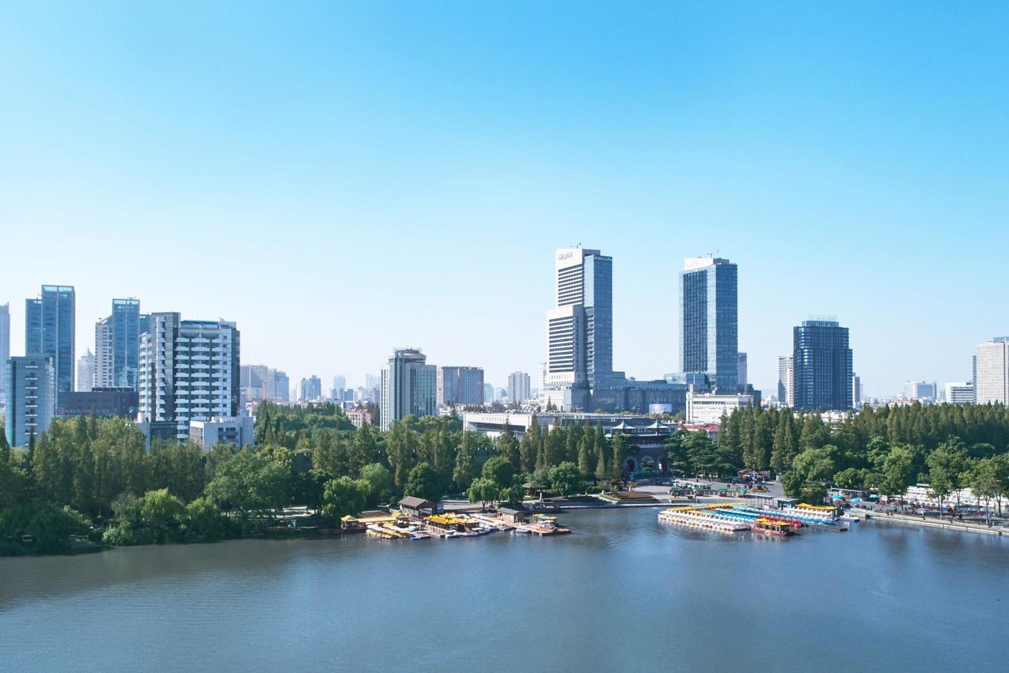 The Westin Nanjing Xuanwu Lake エクステリア 写真