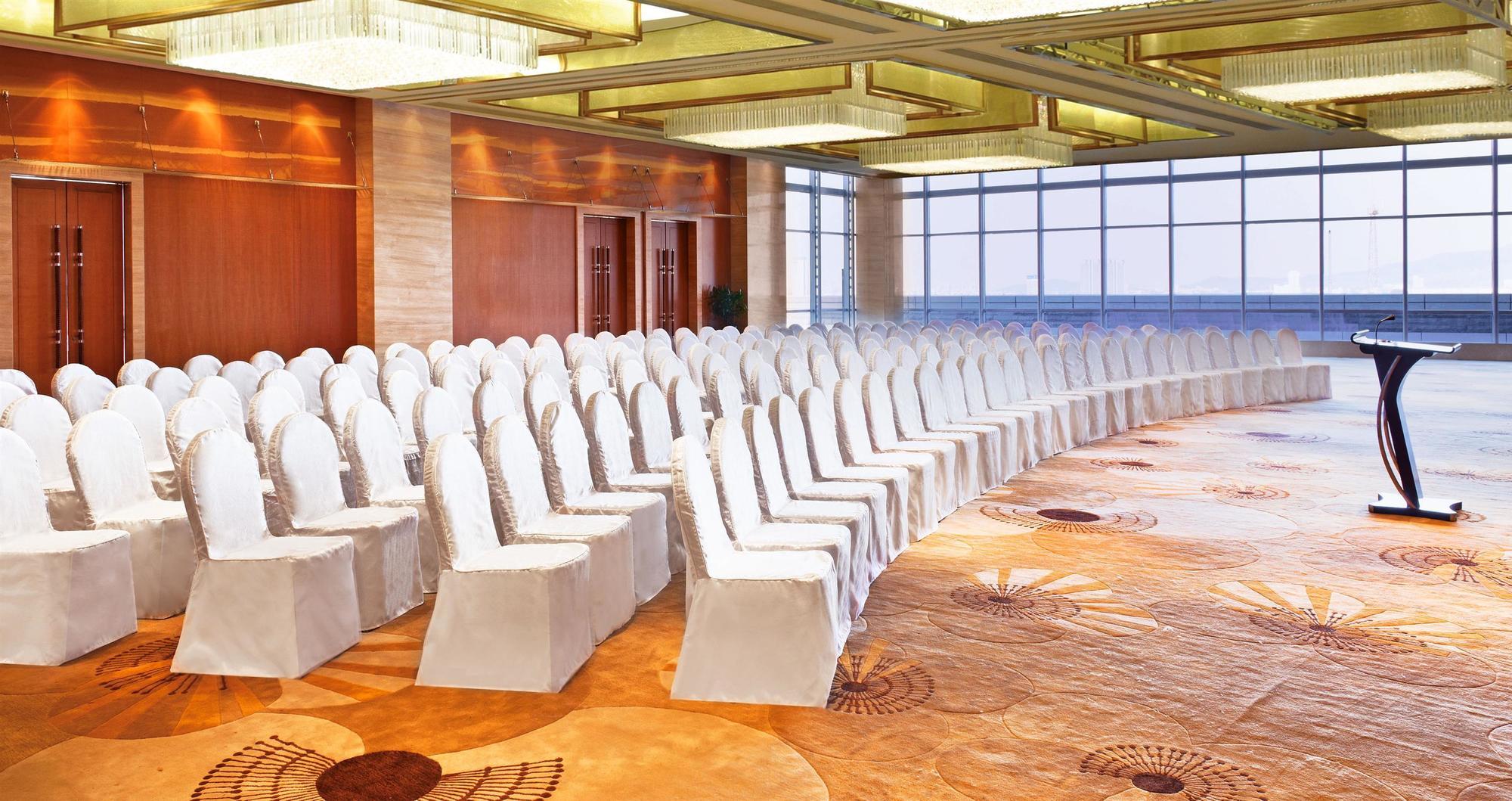 The Westin Nanjing Xuanwu Lake エクステリア 写真